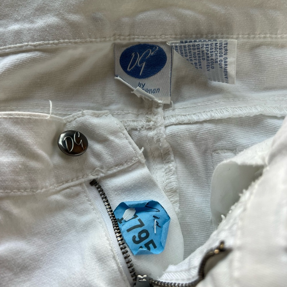 DG2 by Diane Gilman White Pants - Picture 2 of 7